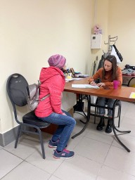 Як внутрішньо переміщеним особам (ВПО) отримати первинну медичну допомогу не за місцем реєстрації декларації та безкоштовні ліки за місцем фактичного перебування?