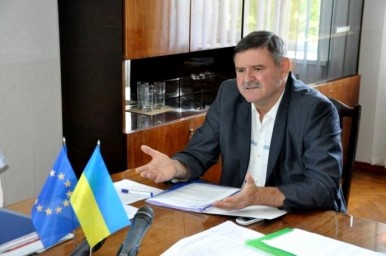 Мэр Северодонецка получил 100% надбавку к зарплате за ранг и выслугу