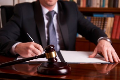 Як зняти з реєстрації тих, хто не мешкає в квартирі та отримати право на субсидію.