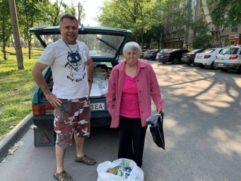 Гуманітарна та психологічна допомога постраждалим від війни в Дніпропетровській області